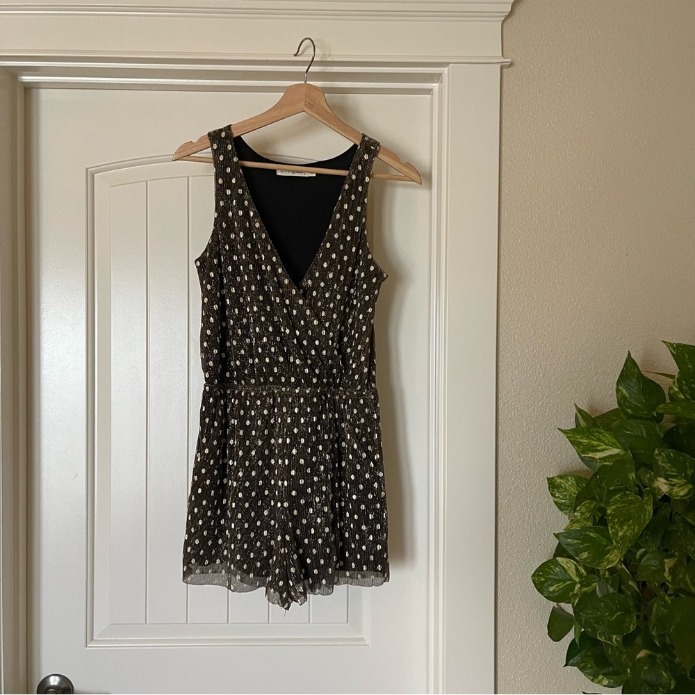 Shorts Romper Black and Good with pockets Women’s Sz Small